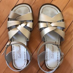 Womens Saltwater Sandals size 7